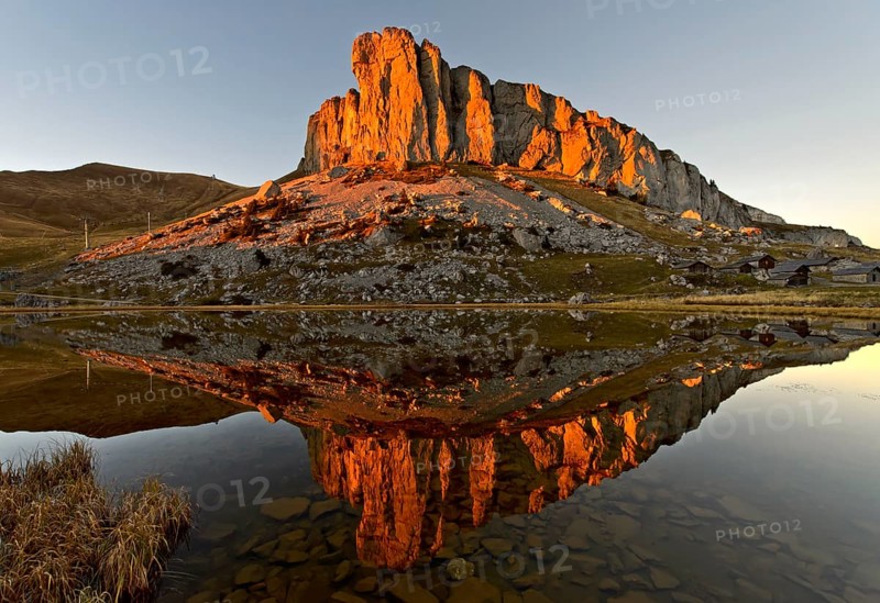 Summit of the Tour d'Ai in the evening light