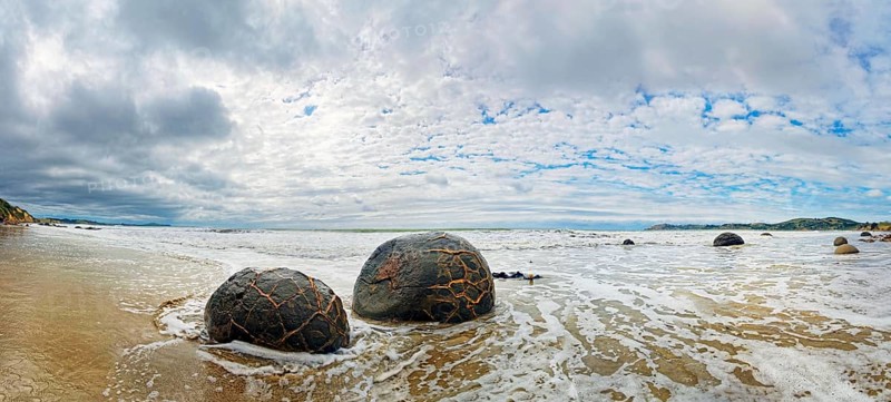 Moeraki Boulders