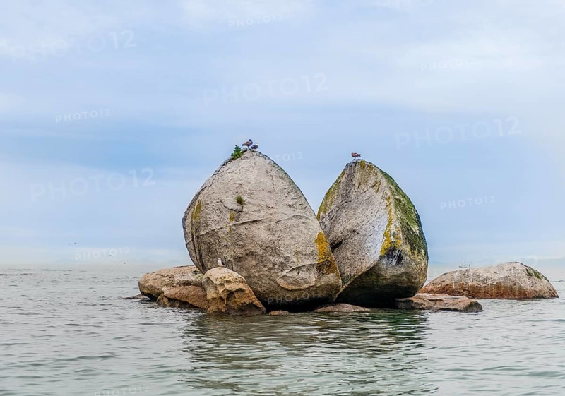 Cleaved rock