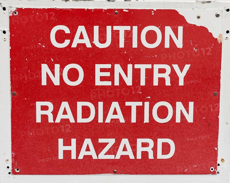 Lettering Caution no entry radiation hazard