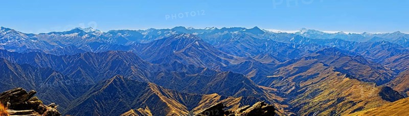 Panoramic view from summit of Ben Lomond to peaks of Southern Alps