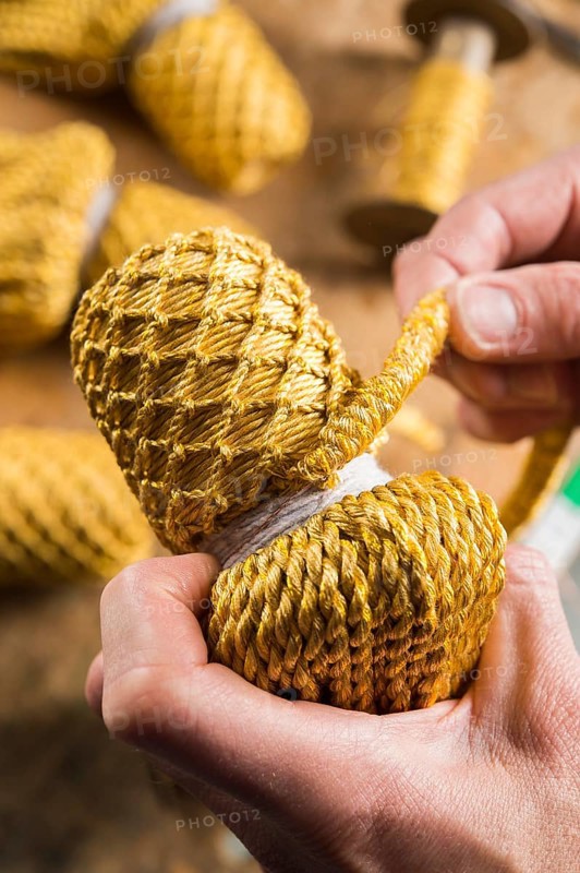 Passementerie maker