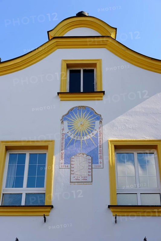 Sundial at the Heckelhaus