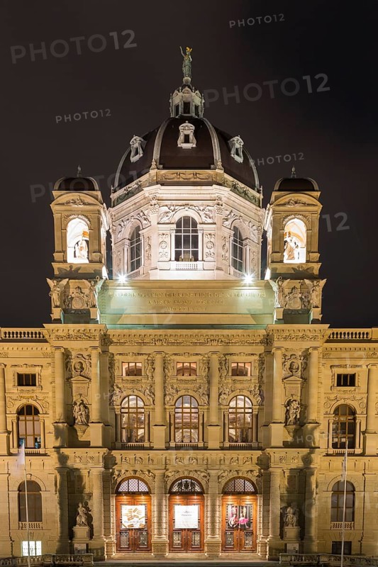 Art history Museum by night