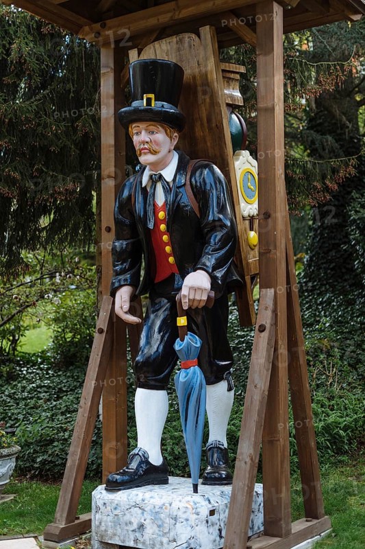 Wooden sculpture