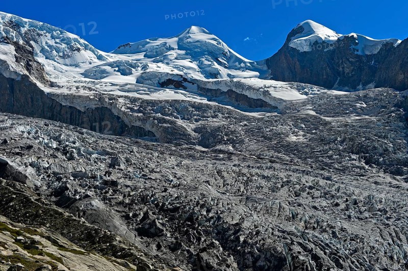 The peaks Castor and Pollux above the border glacier