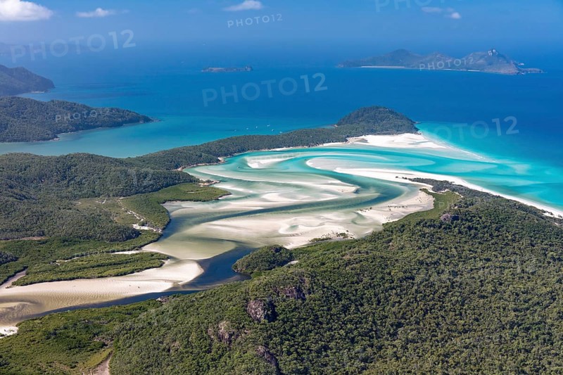 View to Hill Inlet and Whitehaven beach