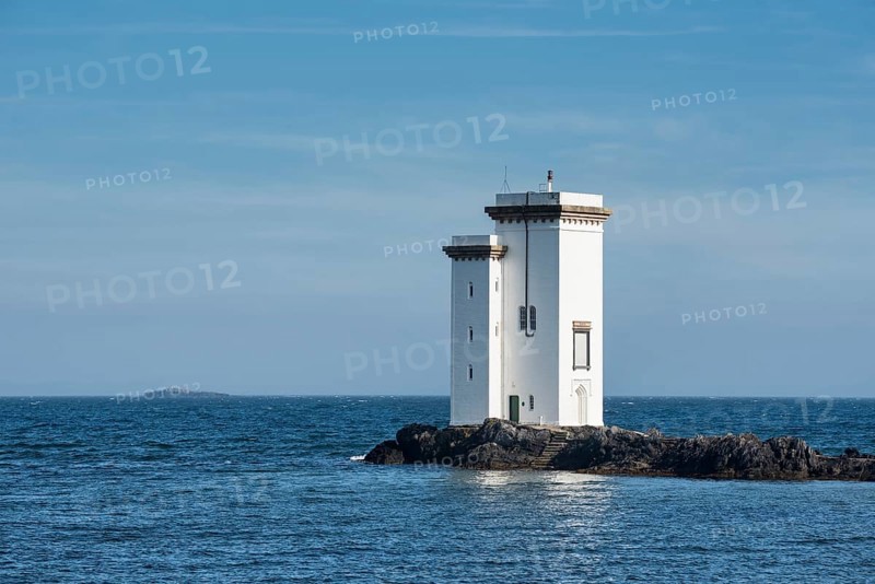 Lighthouse at Port Ellen on the headland Carraig Fhada