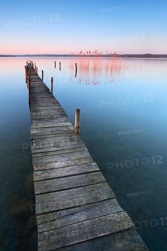 Narrow pier
