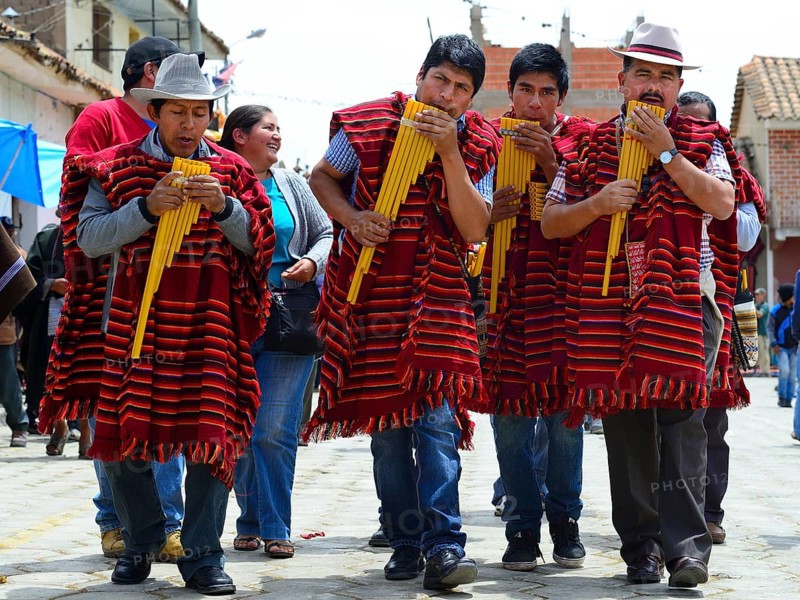 Music group in Ponchos with Siku