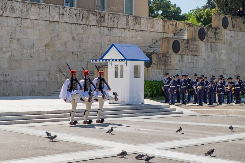 Changing of the guards in front of Parliament