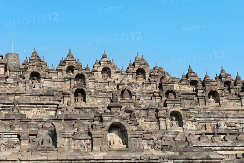 Buddha statues