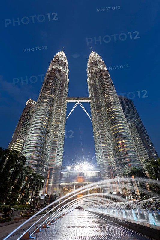Petronas twin towers at dusk