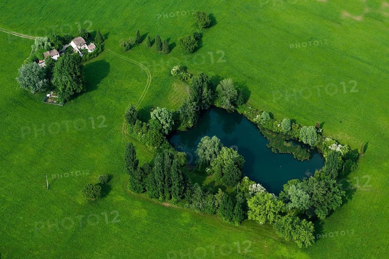 Manor with fishpond in Bassano del Grappa