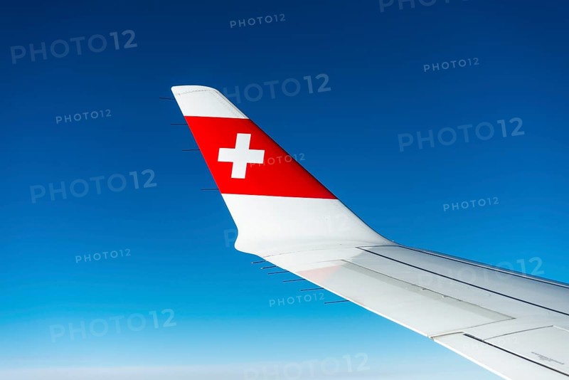 Wing of a Bombardier CS300 with Swiss Air logo