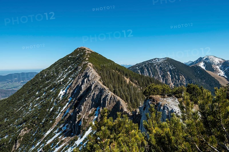 Ridge and summit of the Brecherspitz with remaining snow in spring