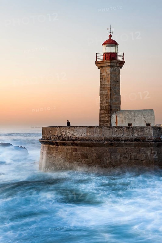 Lighthouse Foz do Douro
