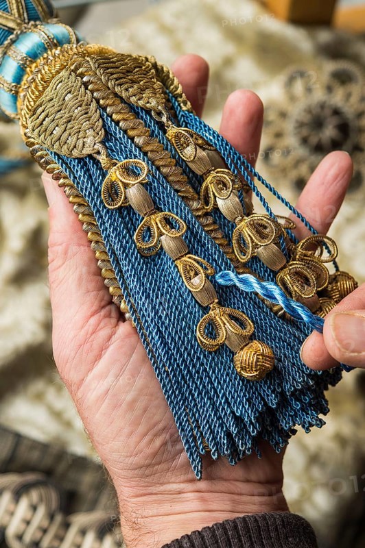 Passementerie maker