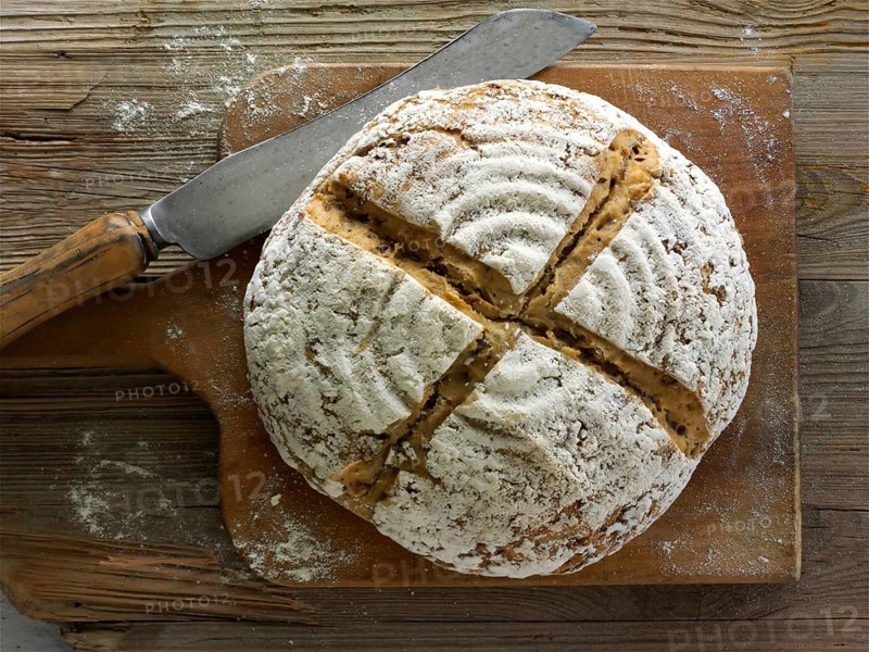 Artisan sour dough wholemeal seed bread with white