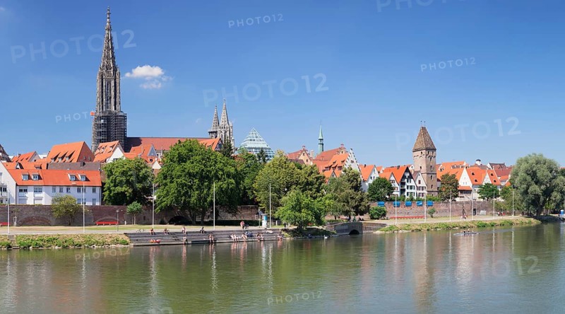 View over the Danube to the Munster