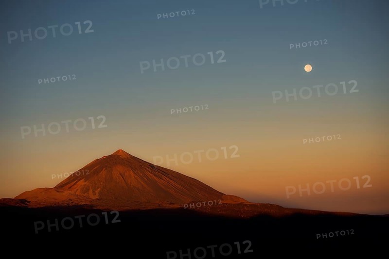 Sunrise at Pico del Teide