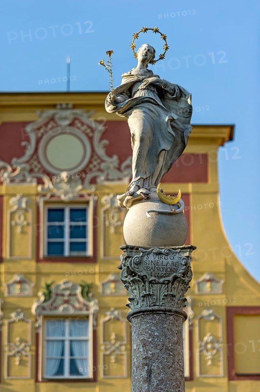 Marian column of the Marien fountain