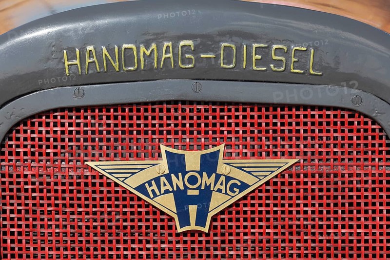 Hanomag RL 20 from 1939 with Hanomag Diesel brand emblem