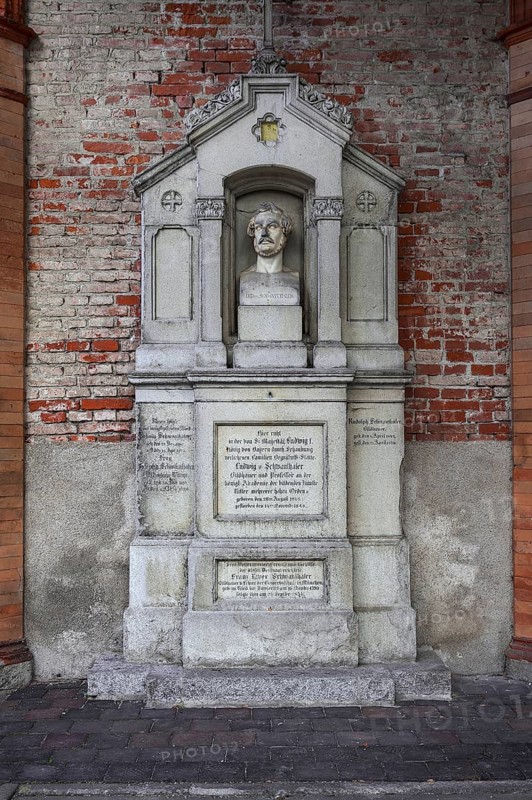 Tomb of Ludwig Michael von Schwanthaler
