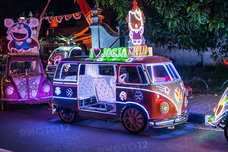 Car illuminated with colourful LEDs