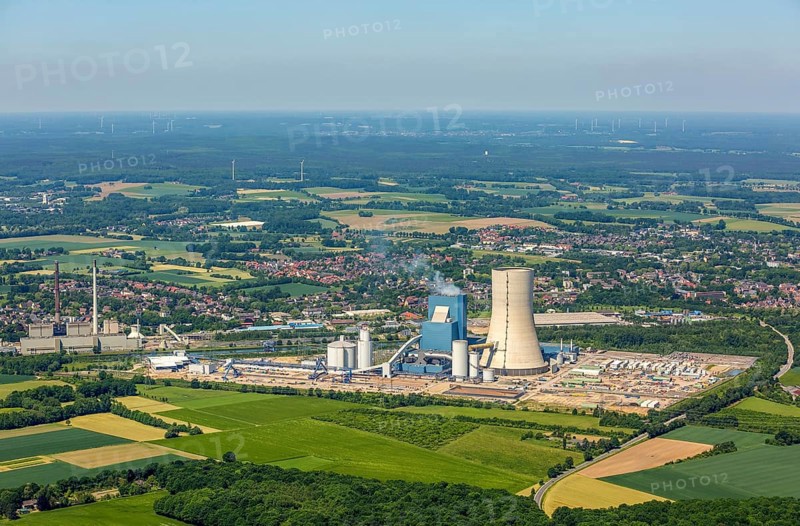 Power plant Datteln 4 under construction