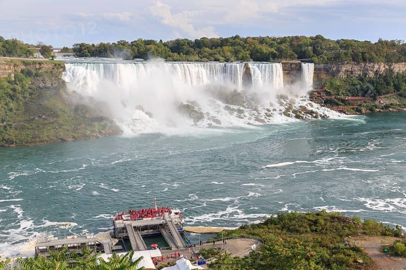 American Falls with tourist boat dock