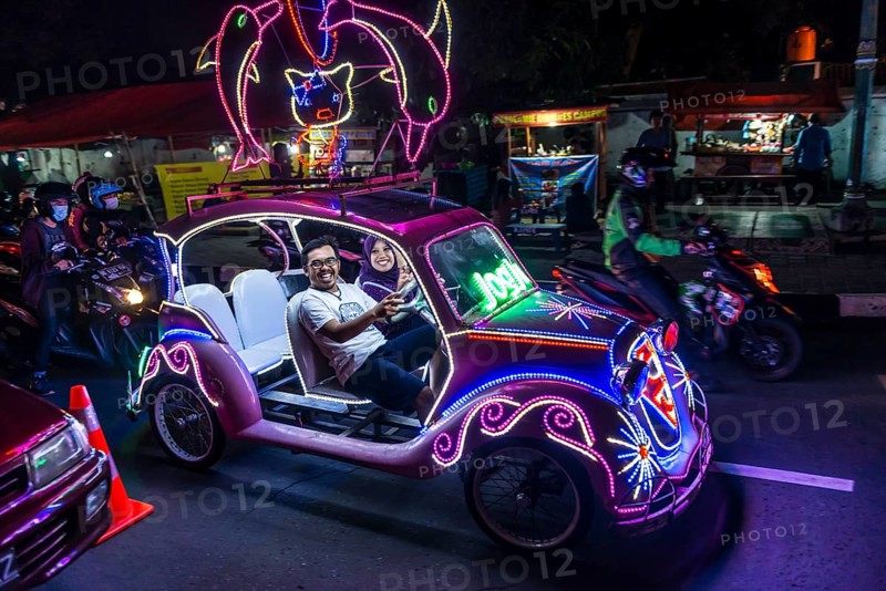 Car illuminated with colourful LEDs