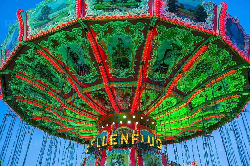 Swings carousel