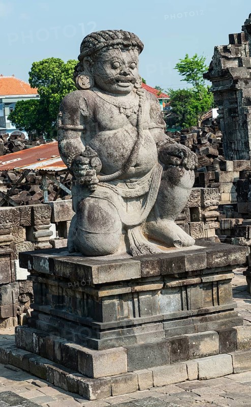Statue in front of Prambanan temple