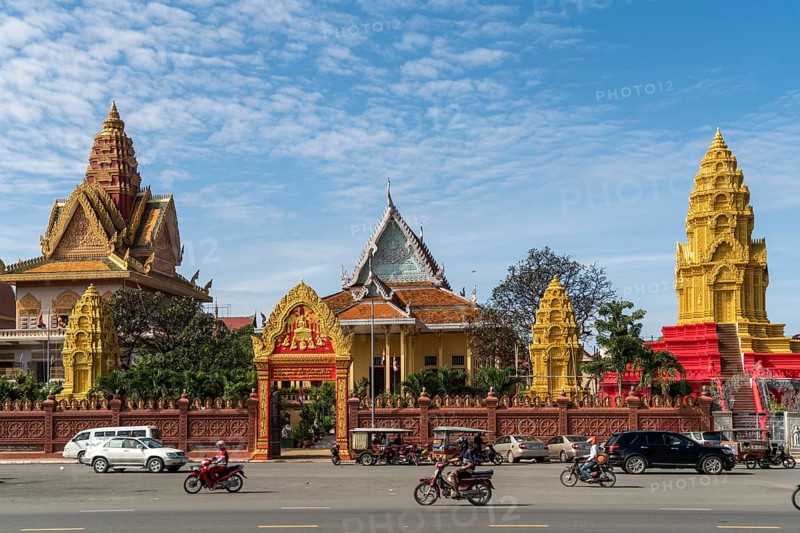 Wat Ounalom temple
