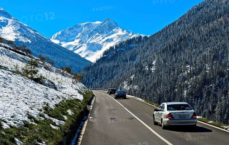Road to the Grosser Sankt Bernhard Pass