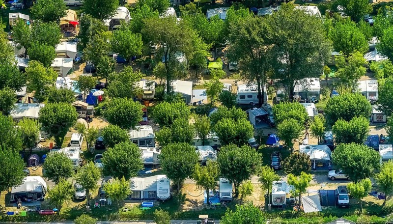 Camping with caravans and tents