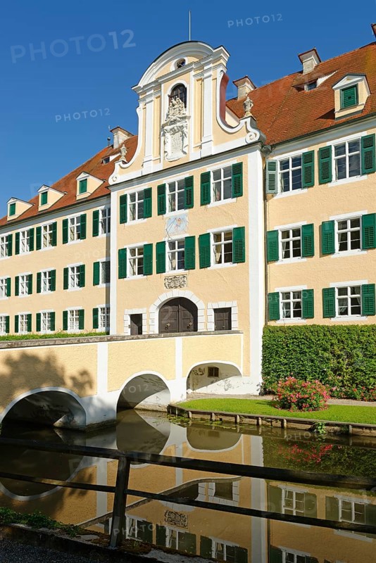 Water castle Sandizell