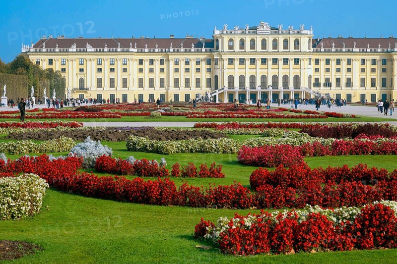 Schonbrunn Palace with flower bed