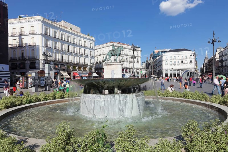 Fountain and equestrian statue of Carlos III