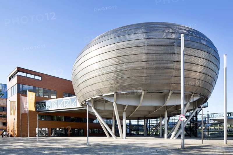Planet M of Bertelsmann AG at the World Expo 2000
