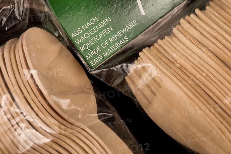 Disposable wooden cutlery
