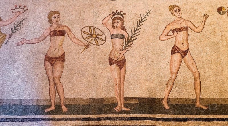 Bikini girls