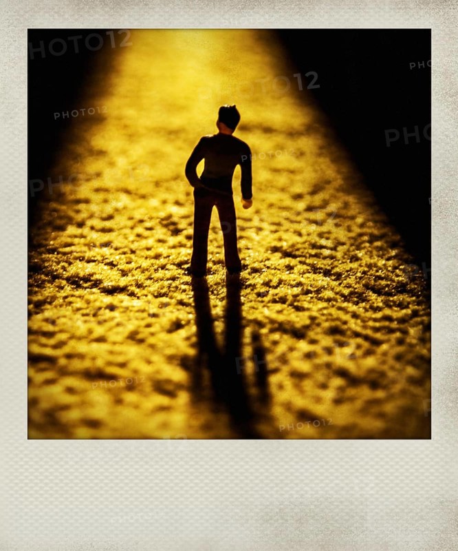 Polaroid effect of figurine and light