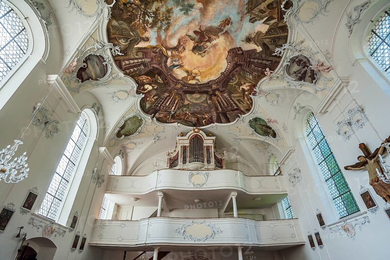 Organ gallery and ceiling frescos