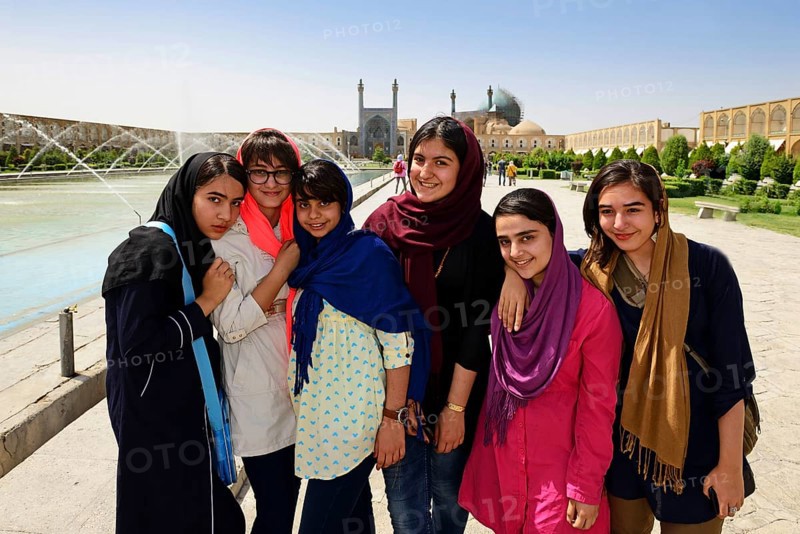 Girls posing on Imam Square