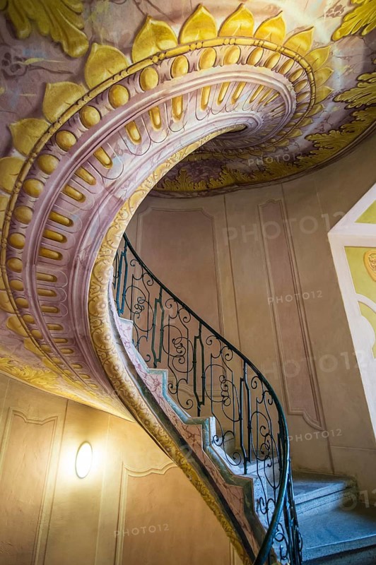 Spiralling staircase