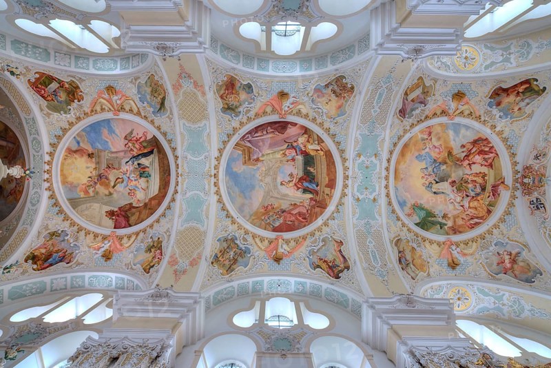 Ceiling frescoes