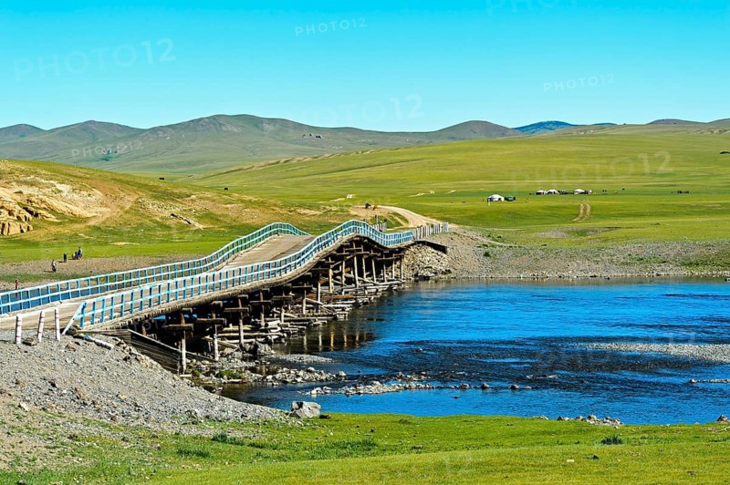 Bridge over the Orchon River