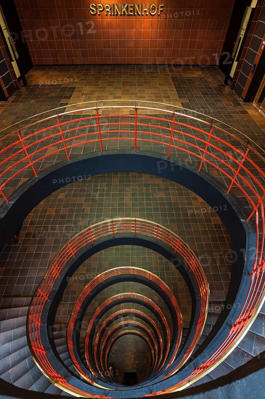 Round staircase in Kontor building Sprinkenhof